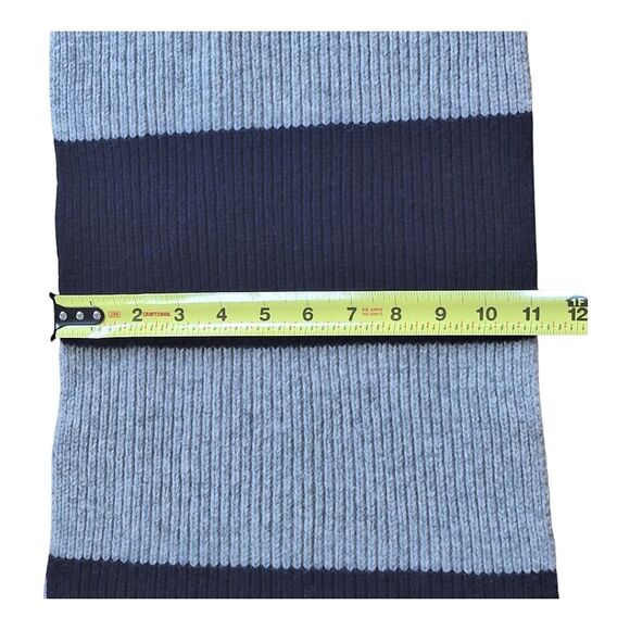Gap 100% Lambswool Scarf Preppy Rugby Stripe Color Block Navy Blue and Gray NLA - Picture 5 of 7